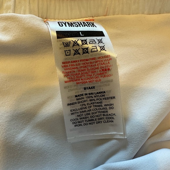 Gymshark 2 in 1 shorts - Picture 4 of 4